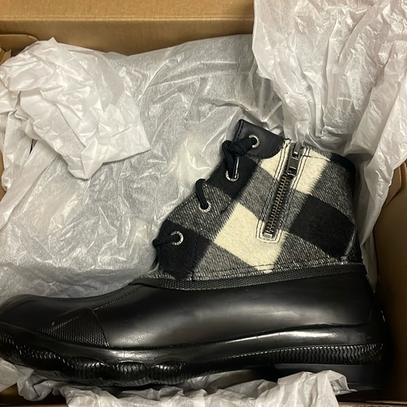 SPERRY Booties - Picture 2 of 6